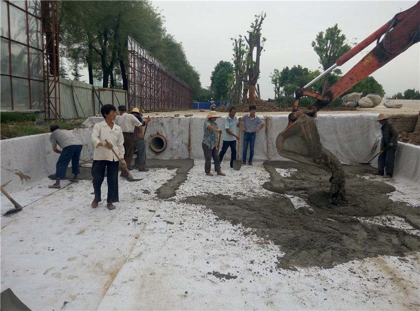 膨润土防水毯与传统防水材料相比下的特点